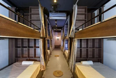 Luxury Backpakers Hotel – Foto’s 7